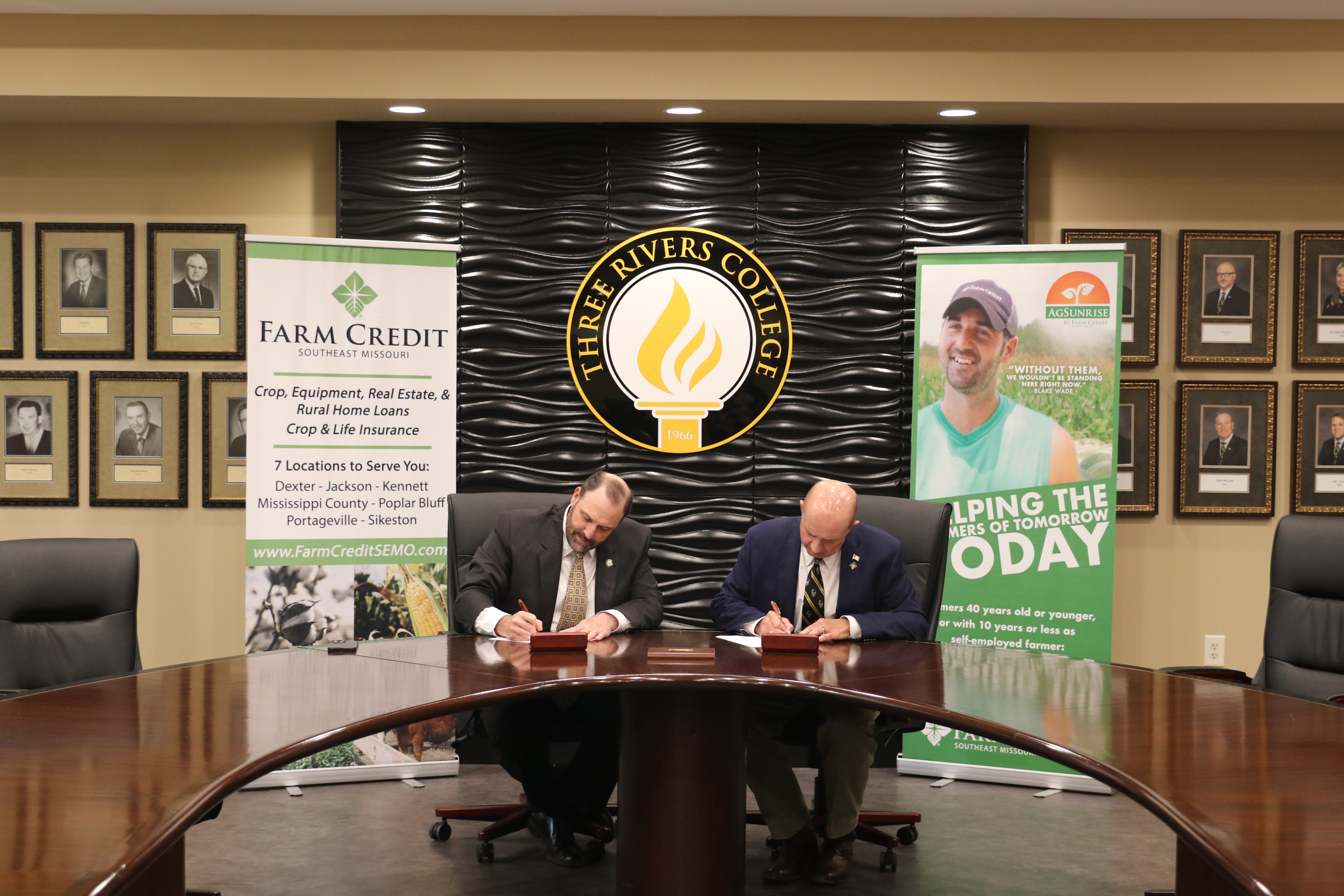 FC SEMO CEO and TRC President sign partnership for new classroom